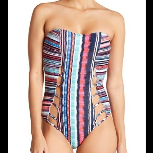Jessica Simpson Other - Jessica SimpsonPrint Cutout One-Piece Swimsuit